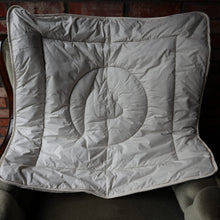 Lade das Bild in den Galerie-Viewer, Babybettdecke - Alpaka
